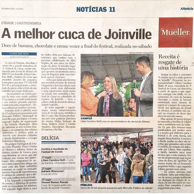 Liliam ganhando prêmio