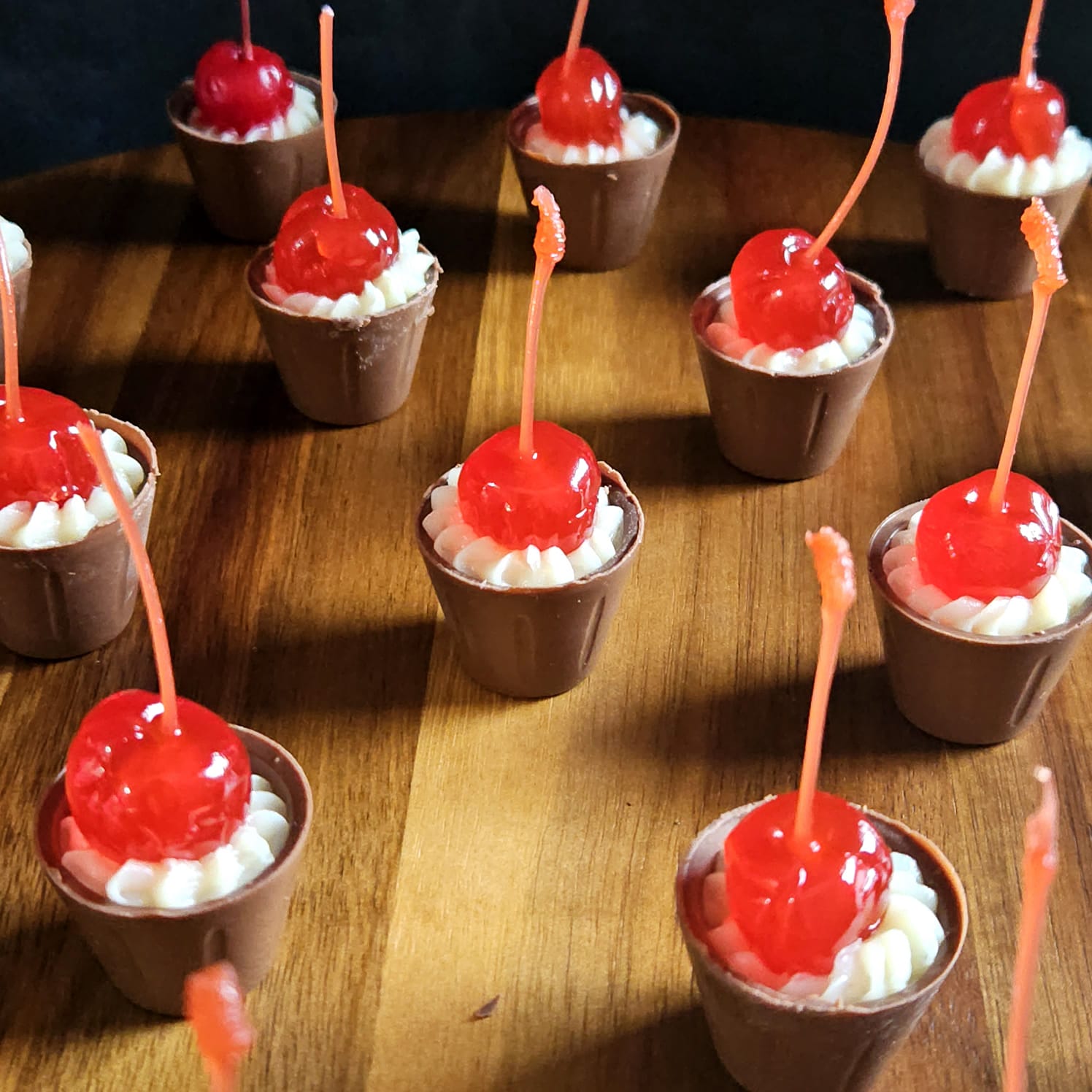 Copinho de Chocolate com Cereja