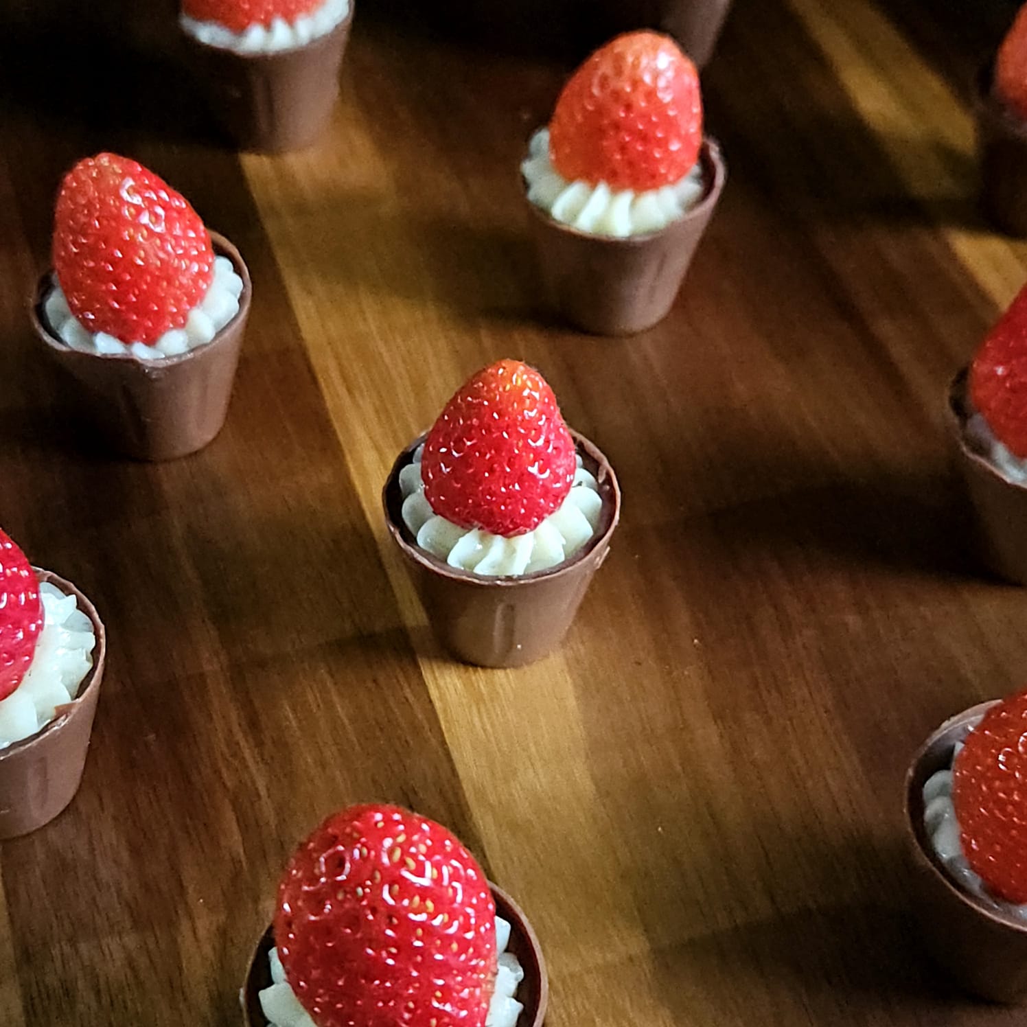 Copinho de Chocolate com Morango