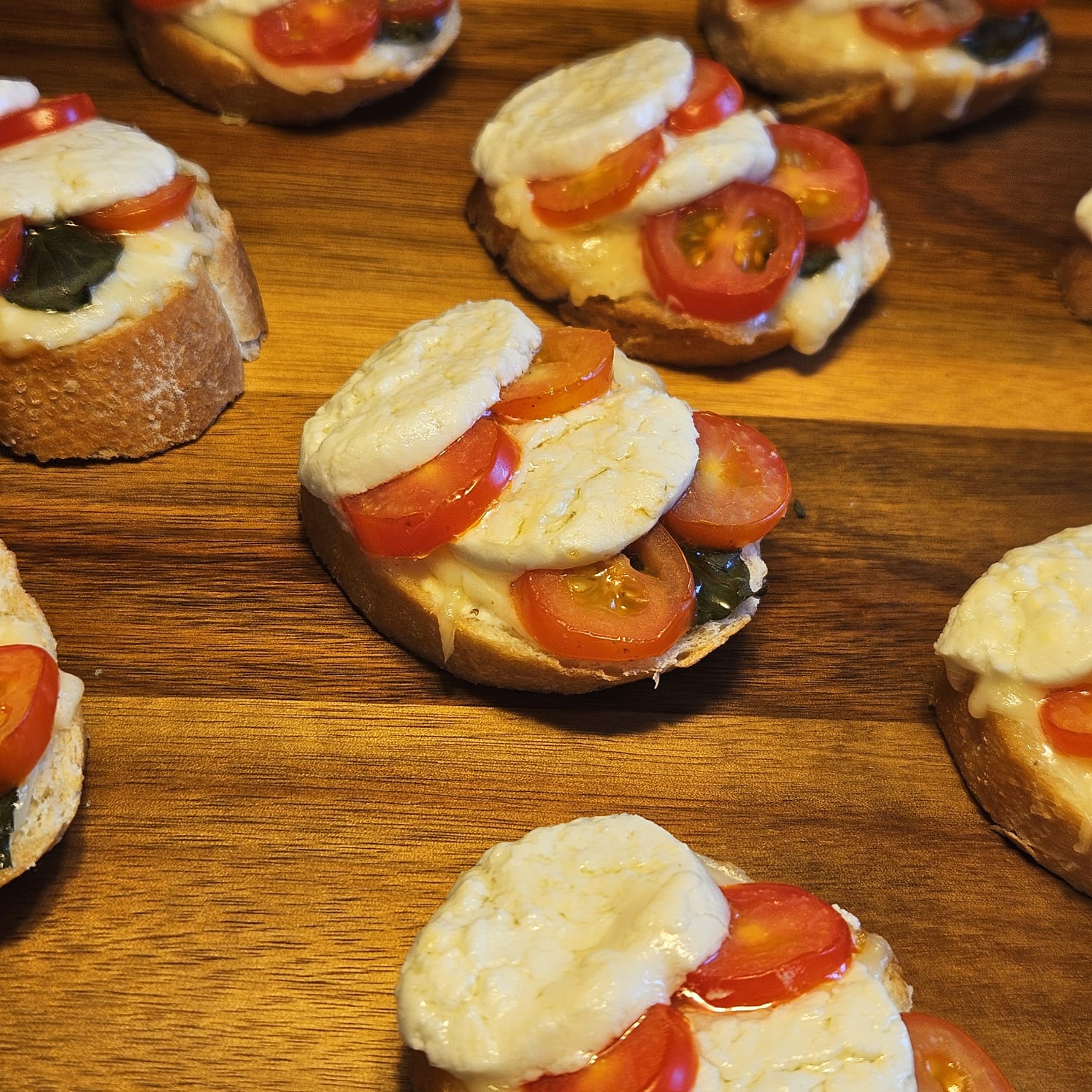 Bruschetta Caprese