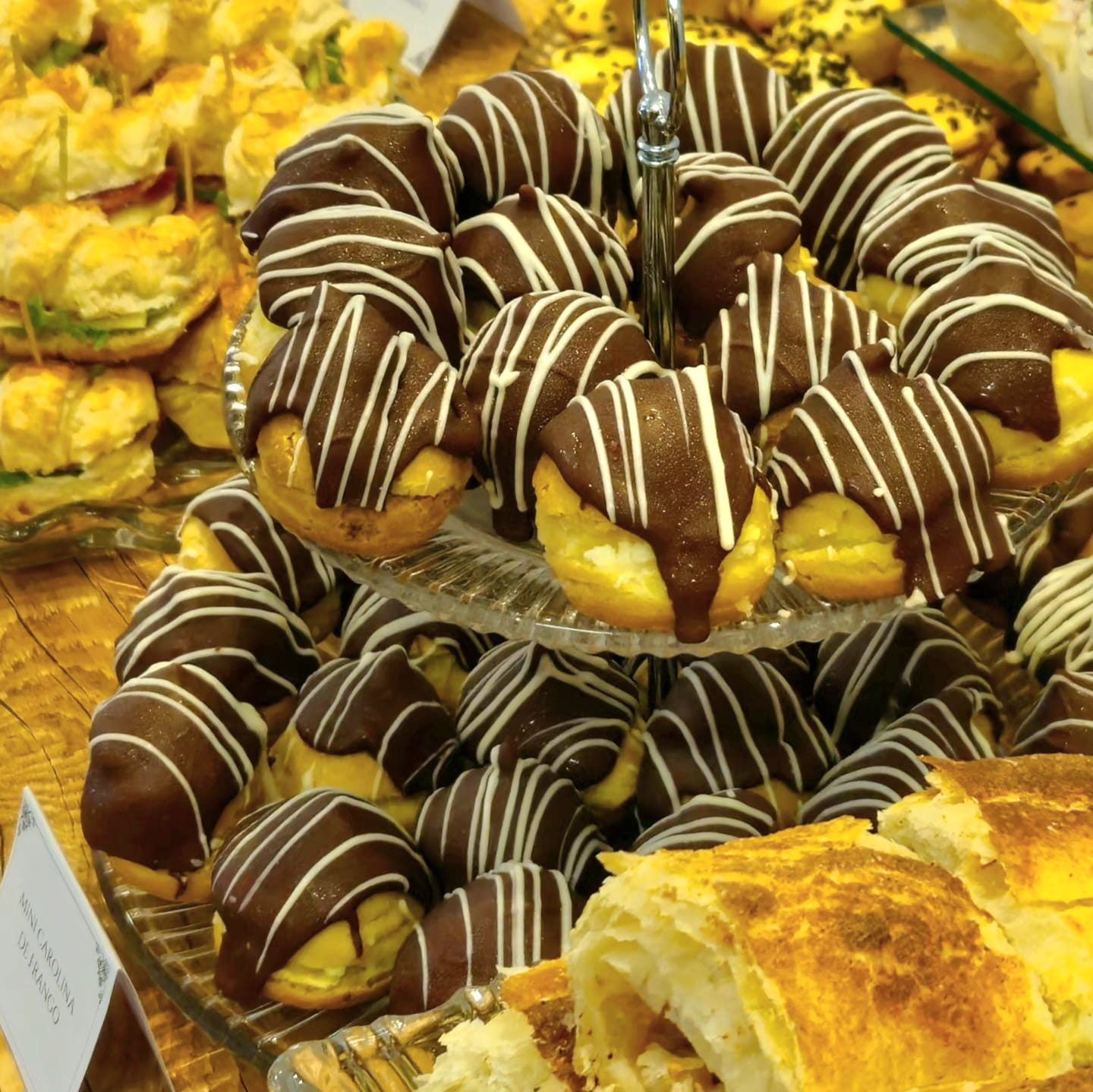 Mini Carolina de Creme com Chocolate