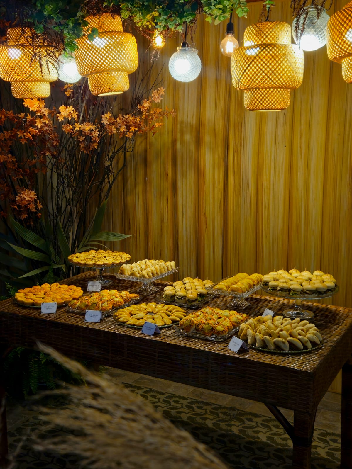 Montagem e Locação de bandejas