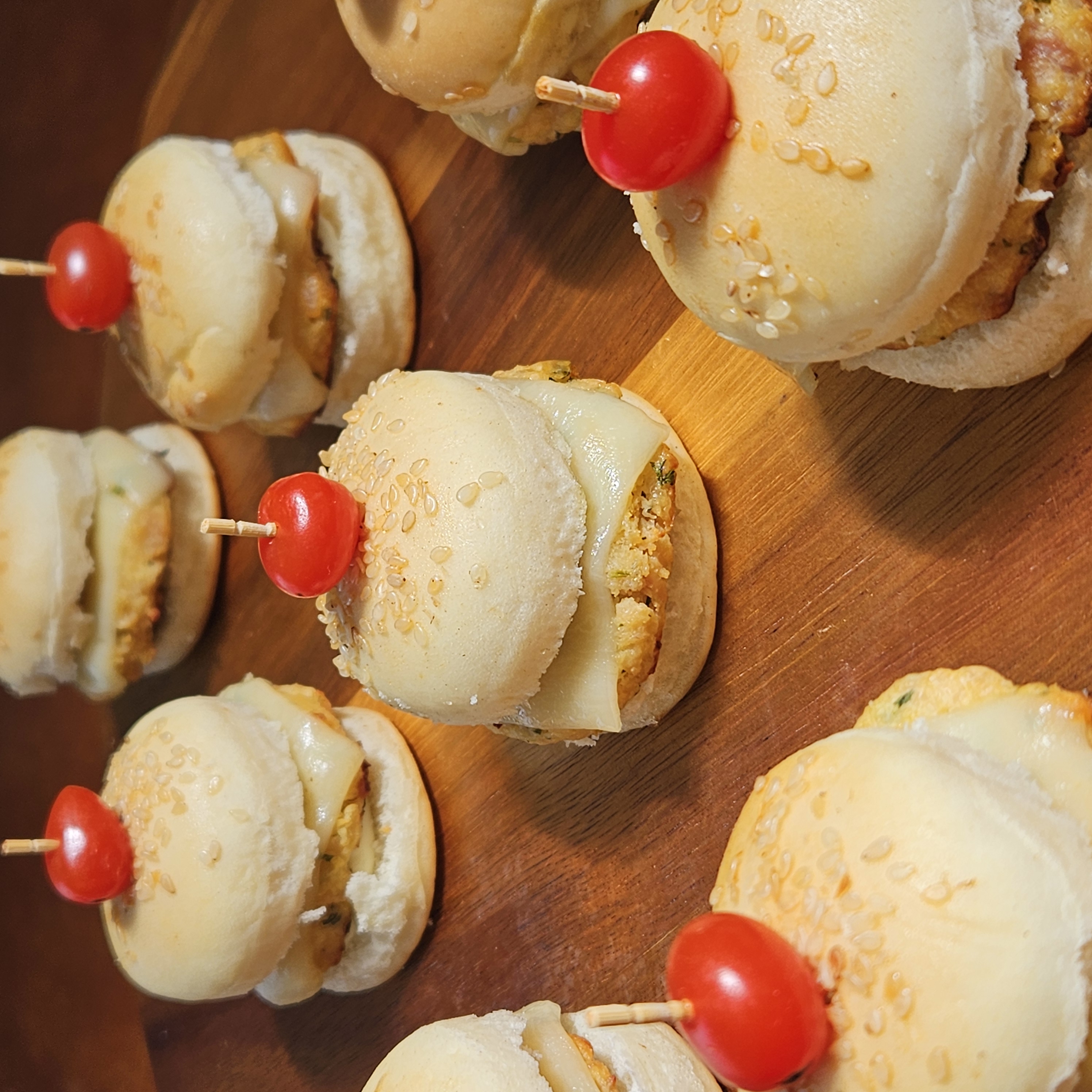 Mini Chicken Burguer- Carne de frango